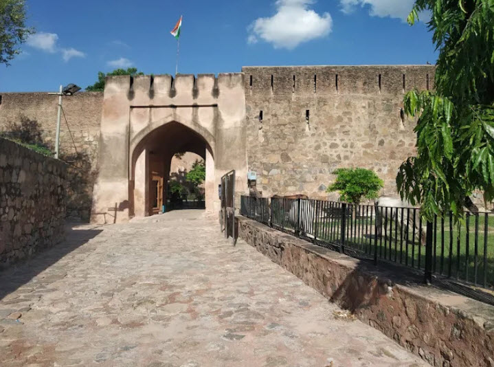 Firoz Shah Palace Complex, India